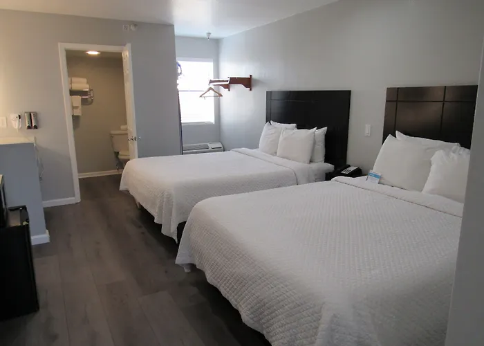 Capri Suites Anaheim
