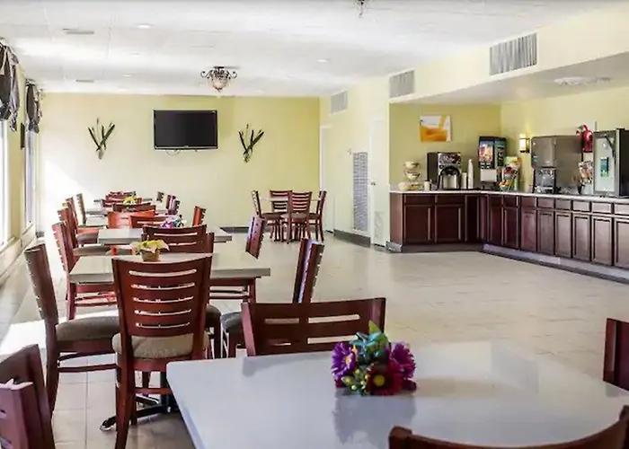 Baymont By Wyndham Walterboro