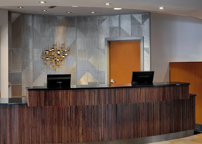 Courtyard By Marriott Springfield Downtown