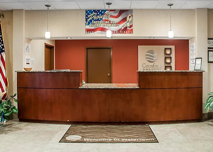 Comfort Inn & Suites Watertown - 1000 Islands