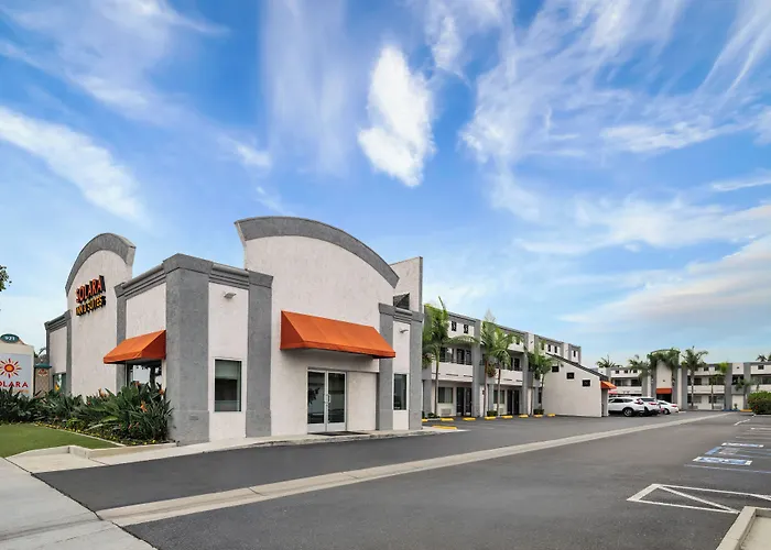 Solara Inn&Suites