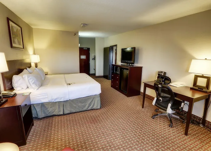 Clarion Hotel Convention Center