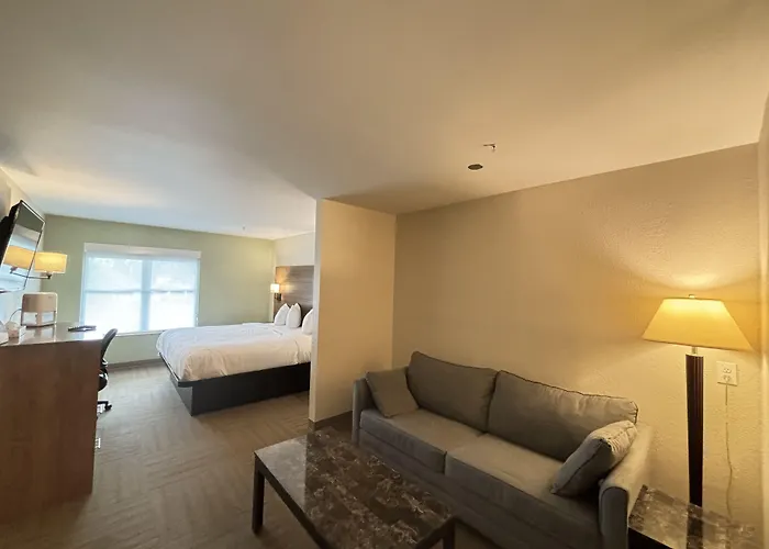 Baymont By Wyndham Lake Park Valdosta I75