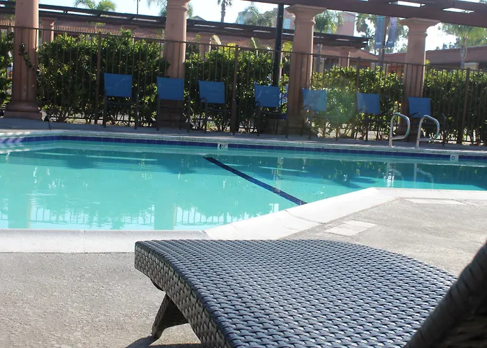 Stanford Inn & Suites Anaheim