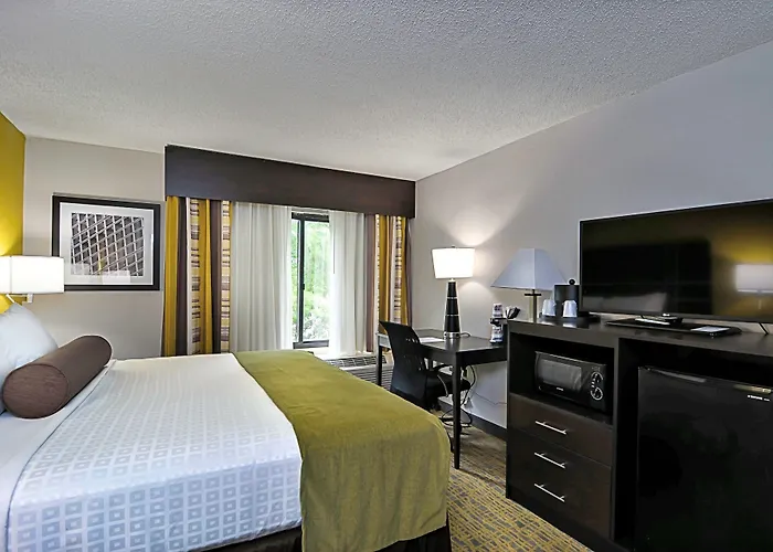 Best Western Plus Hanes Mall
