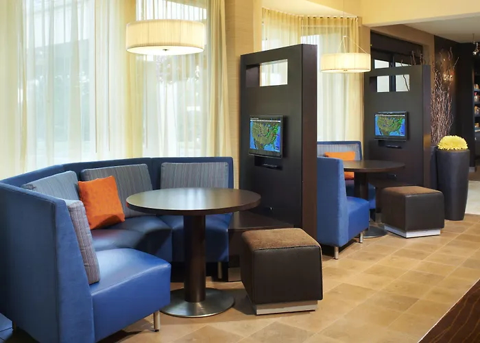 Courtyard By Marriott St. Louis Downtown West