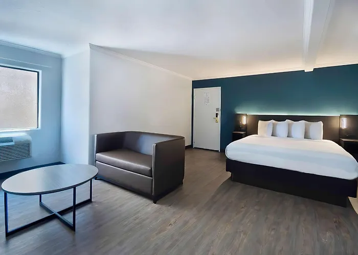 Studio 6 Suites Lawndale, Ca South Bay