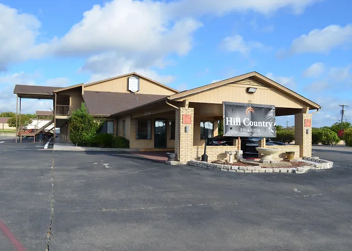 Hill Country Inn And Suite