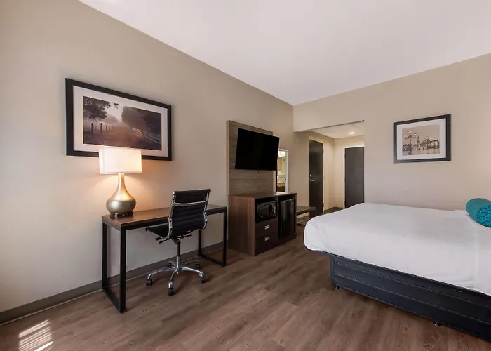 Best Western Albemarle Inn