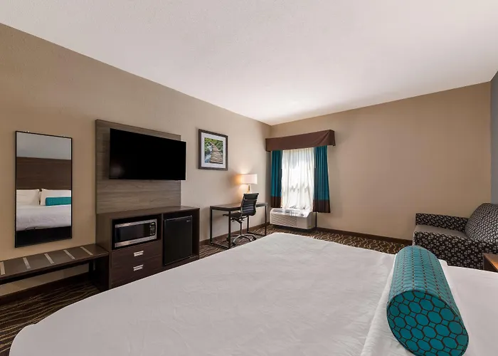 Best Western Albemarle Inn