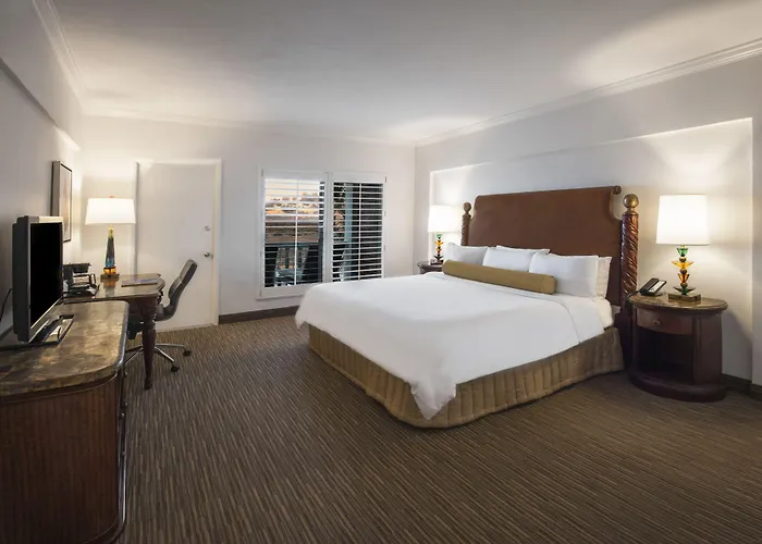 Beachcomber Resort & Club