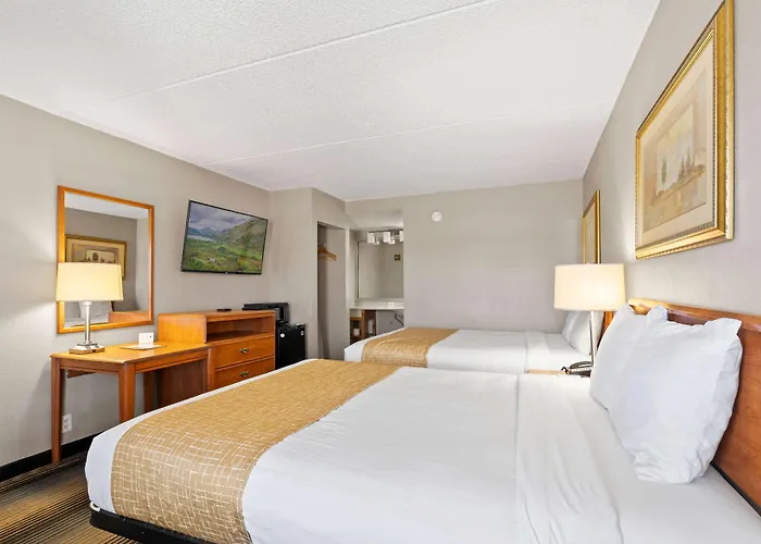 Travelodge By Wyndham Pueblo