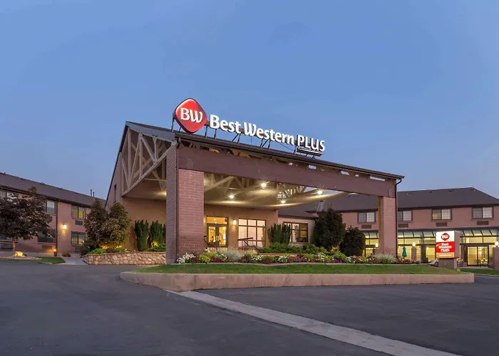 Best Western Plus Cotton Tree Inn