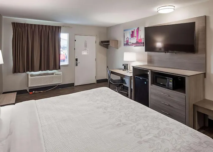 Surestay Hotel By Best Western Findlay