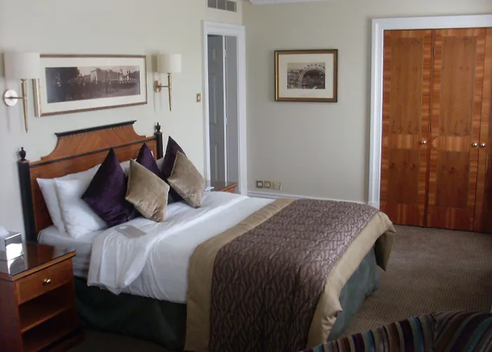 Hendon Hall