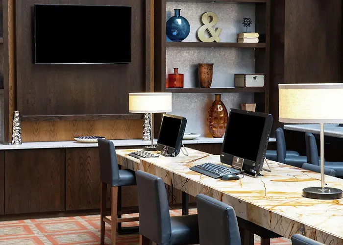Doubletree Suites By Hilton Hotel Philadelphia West