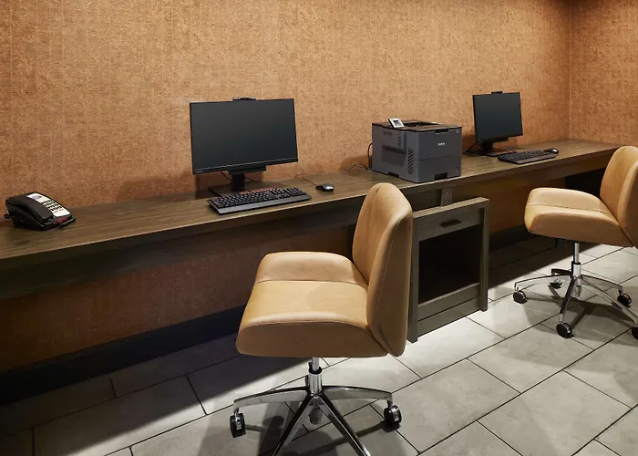 Hampton Inn Newark Airport