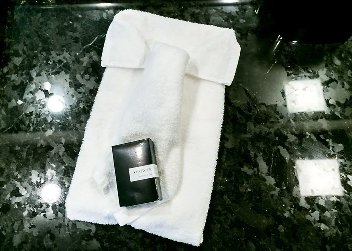 Hotel Current