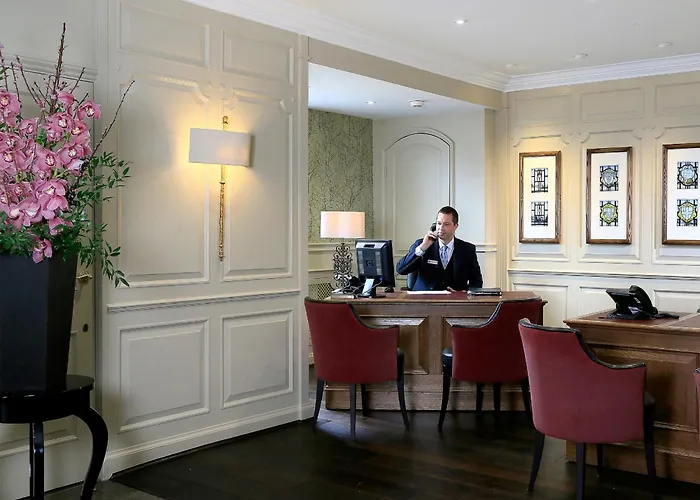 Macdonald Compleat Angler