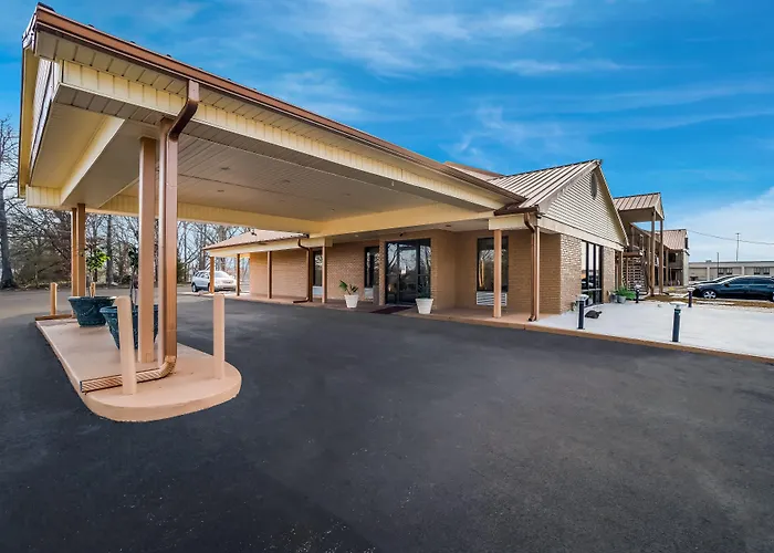 Quality Inn & Suites Corinth West
