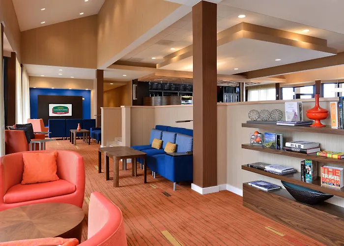 Courtyard By Marriott Dallas Northwest