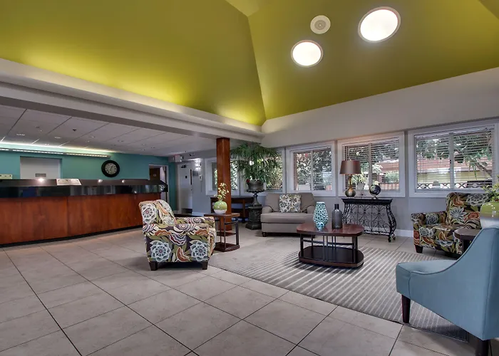 Greenfield Inn & Suites Elizabethtown, Ky I65 Exit 94