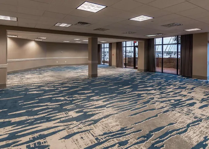 Doubletree By Hilton New Bern - Riverfront