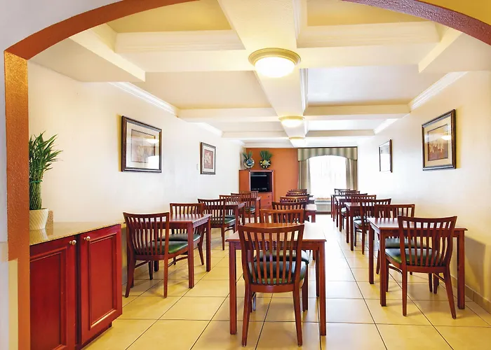 La Quinta Inn By Wyndham Orlando International Drive North