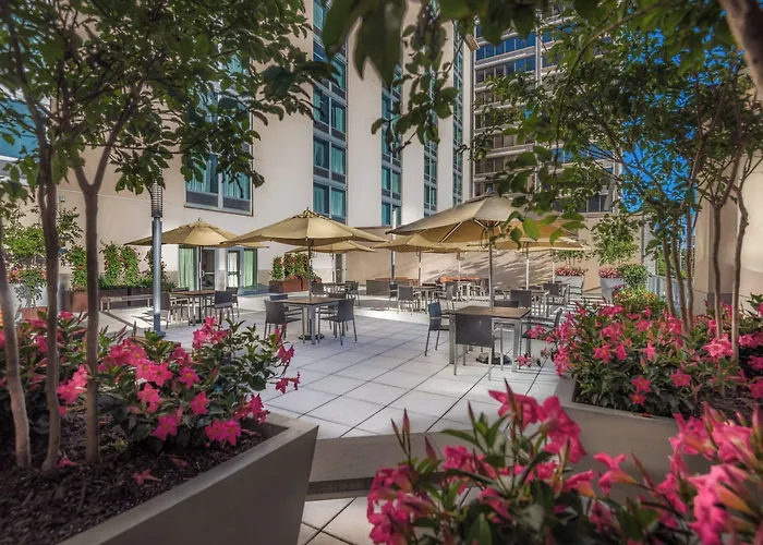 Courtyard By Marriott Bethesda Chevy Chase