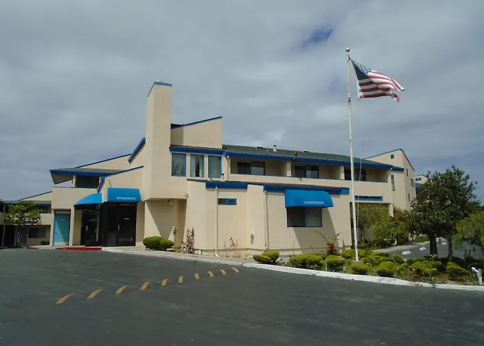 Bay Breeze Inn