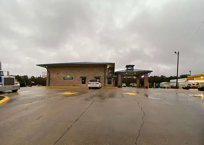 Days Inn By Wyndham Forest
