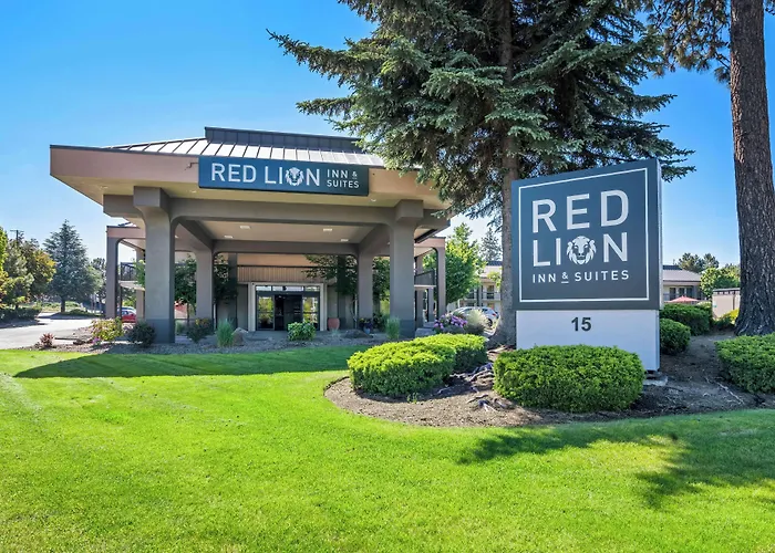 Red Lion Inn & Suites Deschutes River - Bend