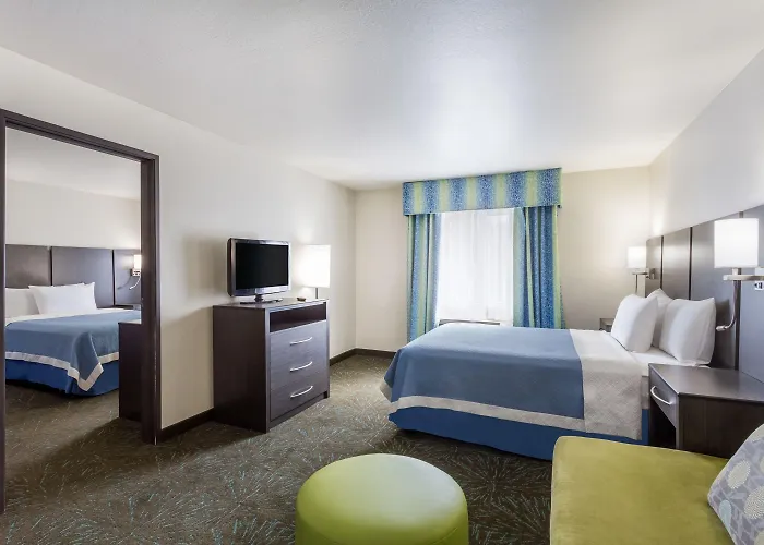 Days Inn & Suites By Wyndham East Flagstaff