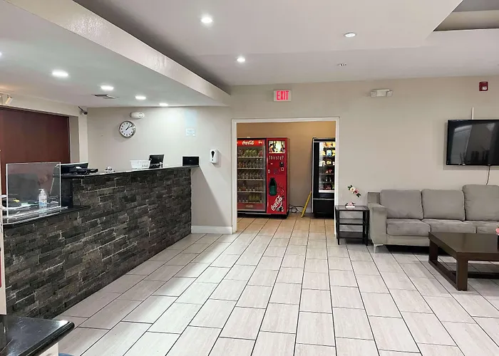 Quality Inn & Suites North Richland Hills