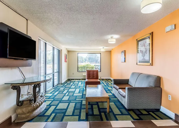 Motel 6-Kenly, Nc