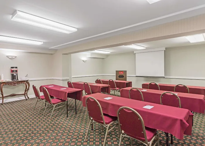 Ramada By Wyndham Altamonte Springs Near I-4