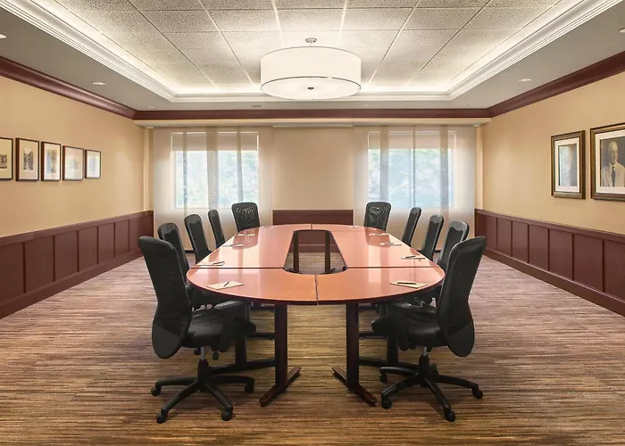 Sheraton Suites Akron Cuyahoga Falls