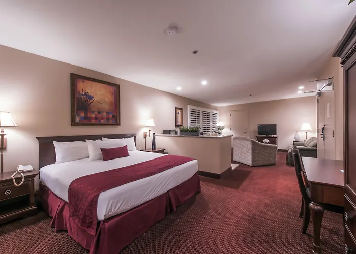 Grand Vista Hotel