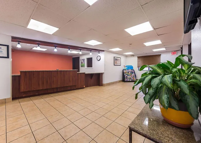 Motel 6-Saint Paul, MN - I-94