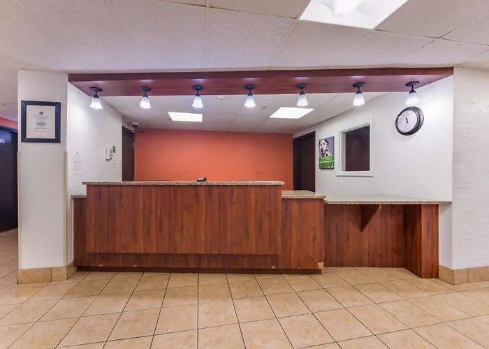 Motel 6-Saint Paul, MN - I-94