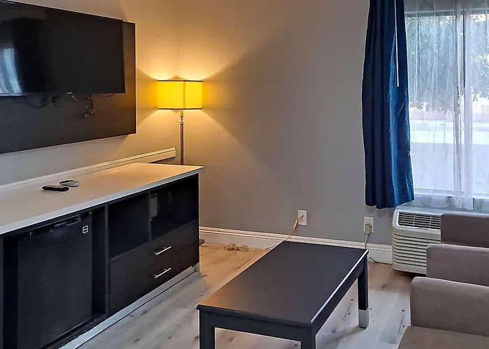 Clarion Pointe El Cajon San Diego East