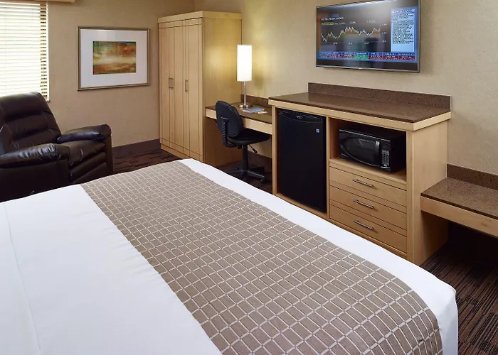 Livinn Hotel Cincinnati North/ Sharonville