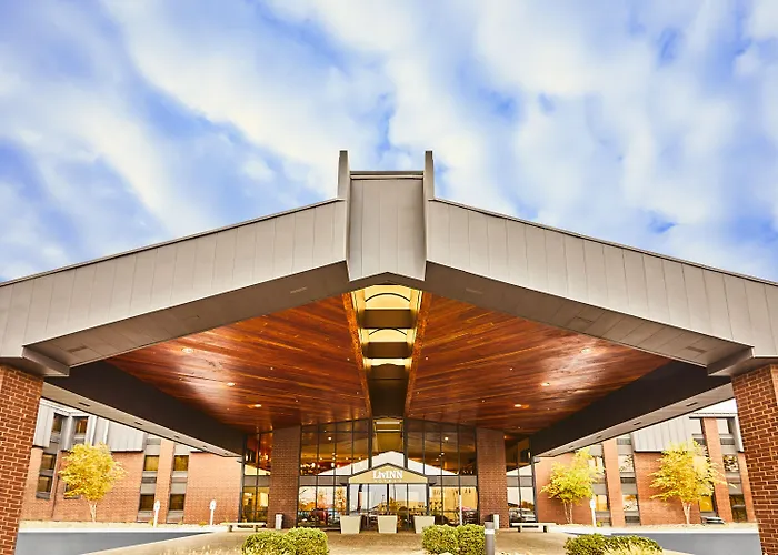 Livinn Hotel Cincinnati North/ Sharonville