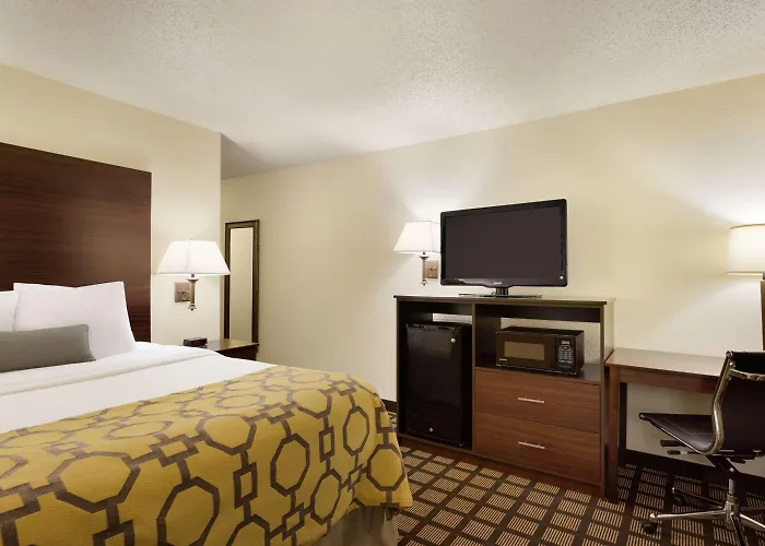 Baymont By Wyndham Salina