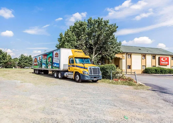 Econo Lodge Inn & Suites Matthews - Charlotte