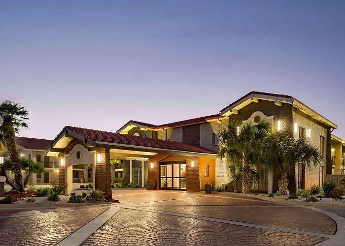 La Quinta Inn By Wyndham Victoria