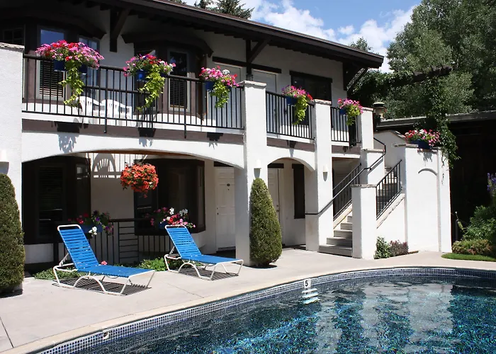 St Moritz Lodge And Condominiums