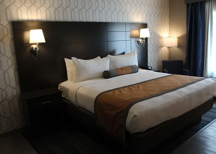Best Western Plus Bowling Green