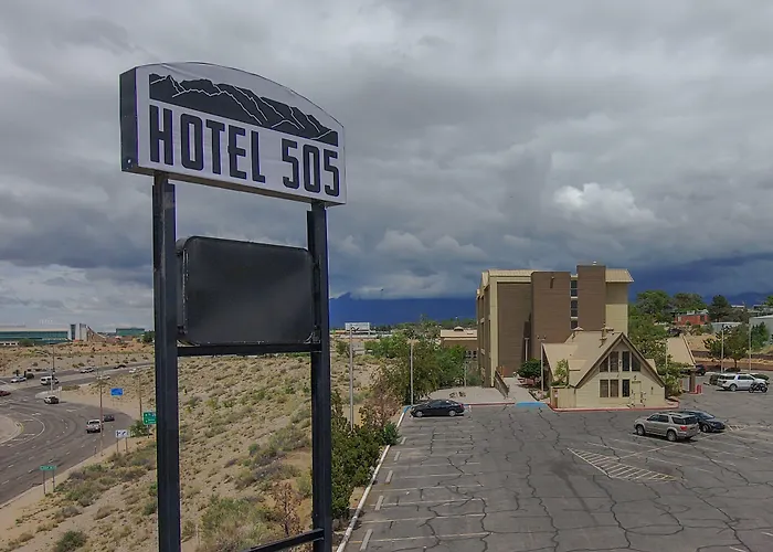Hotel 505