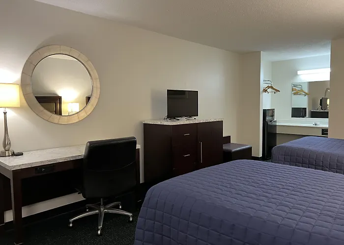 Garden Inn & Suites
